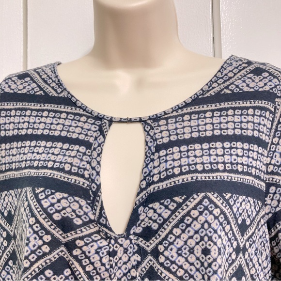 LUCKY BRAND Blue Diamond Stripe Keyhole Knit Blouse Long Sleeves Womens Medium - Picture 6 of 11